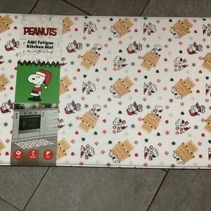 New Peanuts Christmas Antifatigue Snoopy Mat 18”x30”